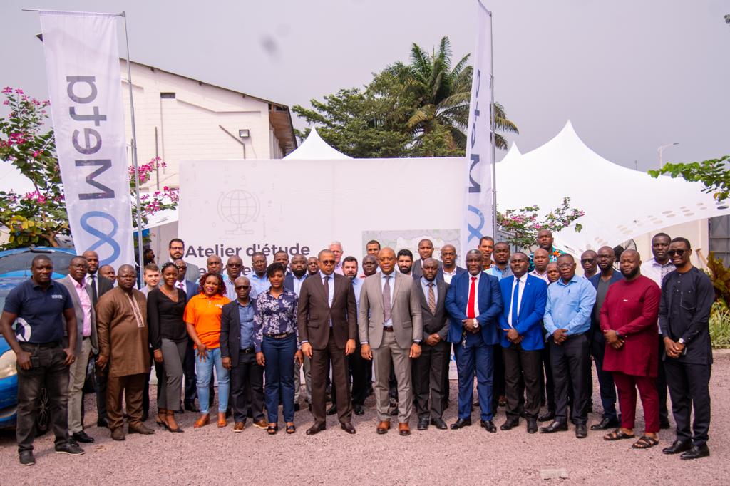 Atelier d'étude des relevés de tracé de fibre optique réalisé en RDC